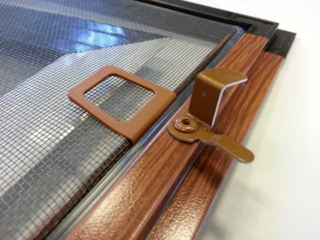 Pevné sítě proti hmyzu