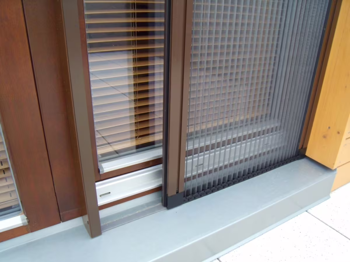 Plisé sítě proti hmyzu