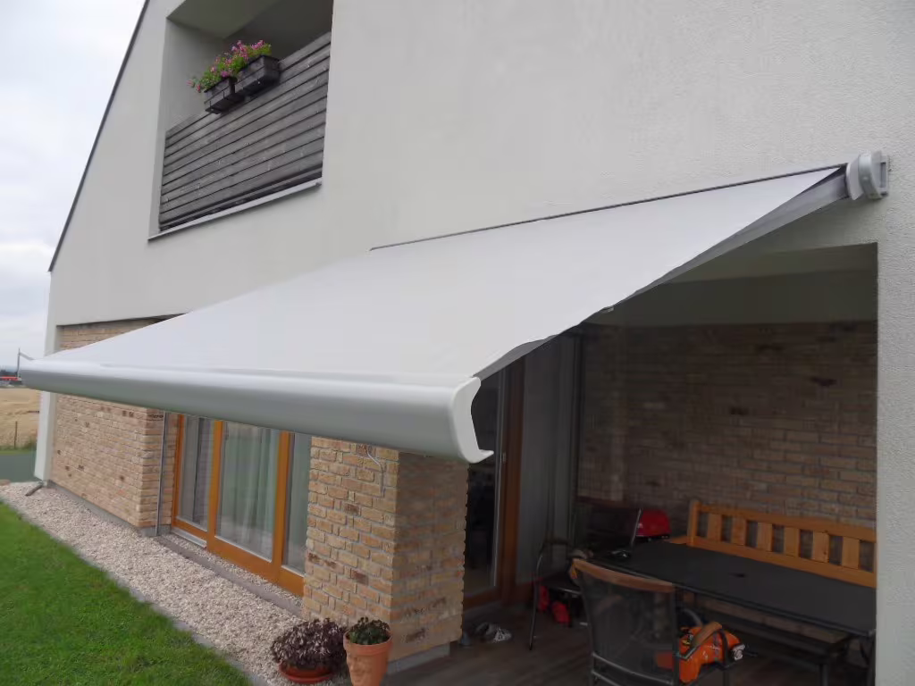 Reference - realizované žaluzie, markýzy, rolety a pergoly