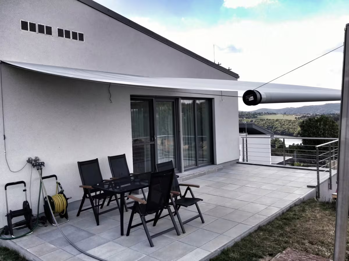 Reference - realizované žaluzie, markýzy, rolety a pergoly